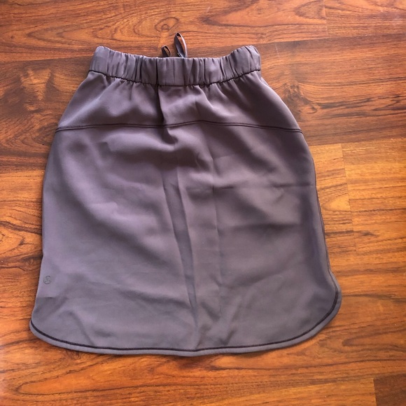 Lululemon On The Fly Skirt *Woven. - Picture 4 of 12